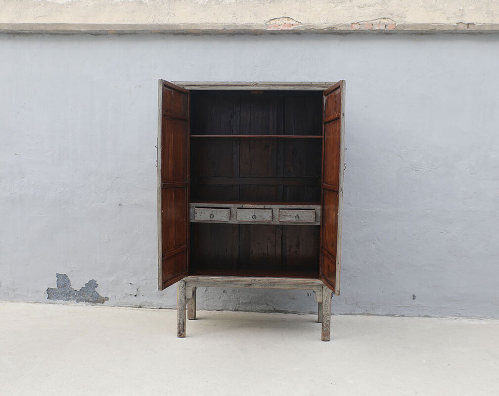 32-283, High gloss cabinet 