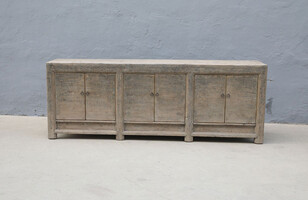 52-401, Dresser with 6 doors