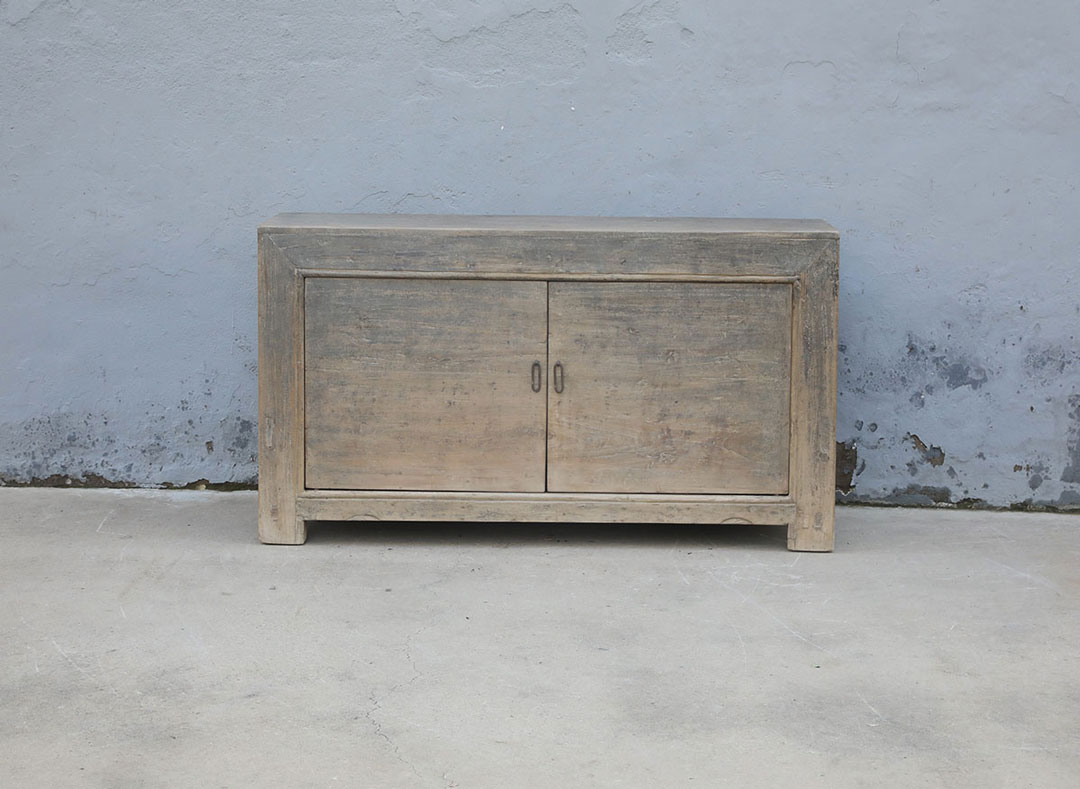 52-5880, Wooden sideboard