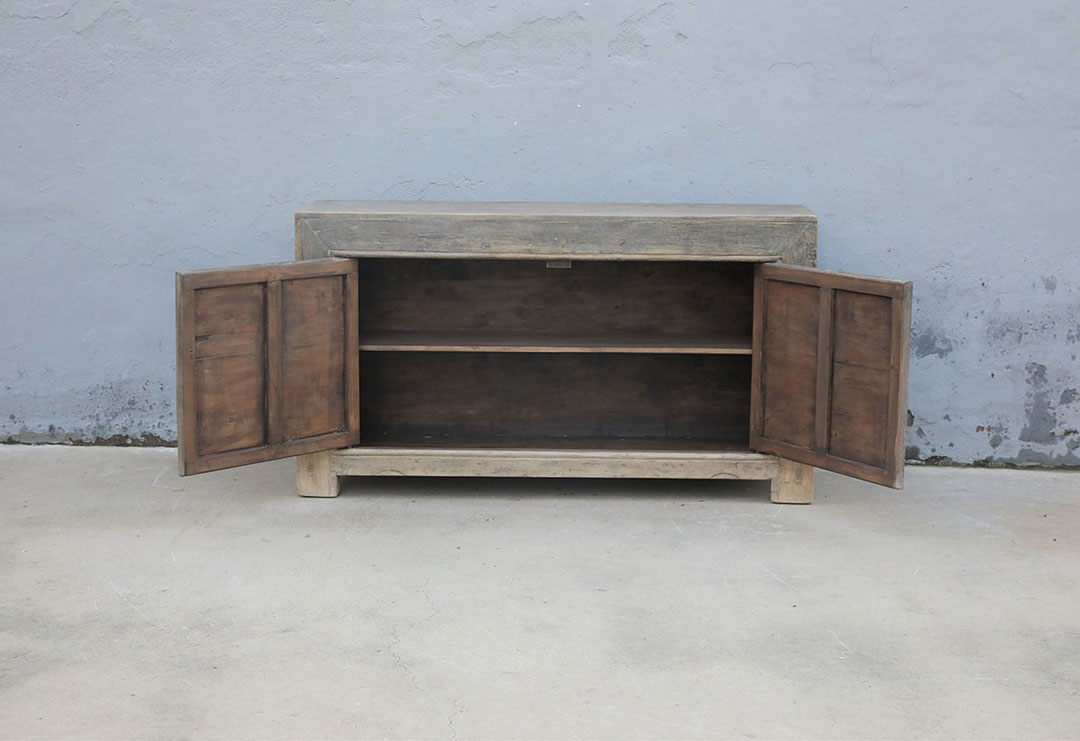 52-5880, Wooden sideboard