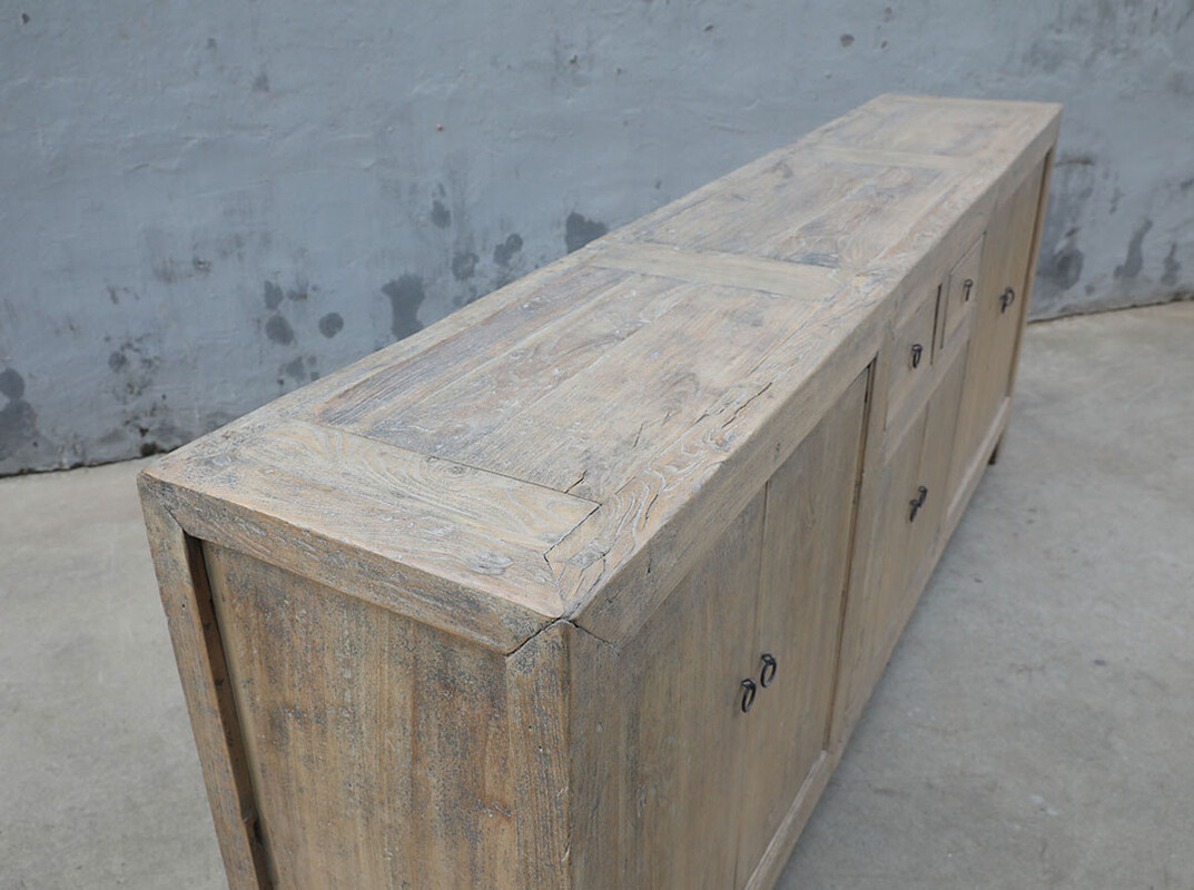 52-7568, Wooden sideboard 