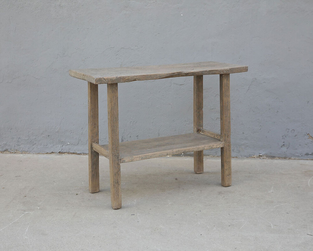 52-783, Wooden side table with bottom shelf 