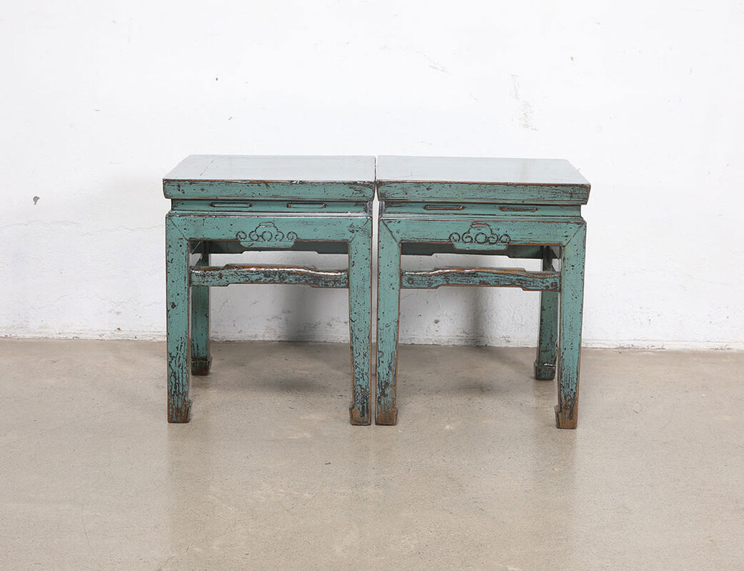 52-9586, Set of 2 blue side tables