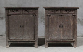 A328, Set of 2 wooden cabinets 