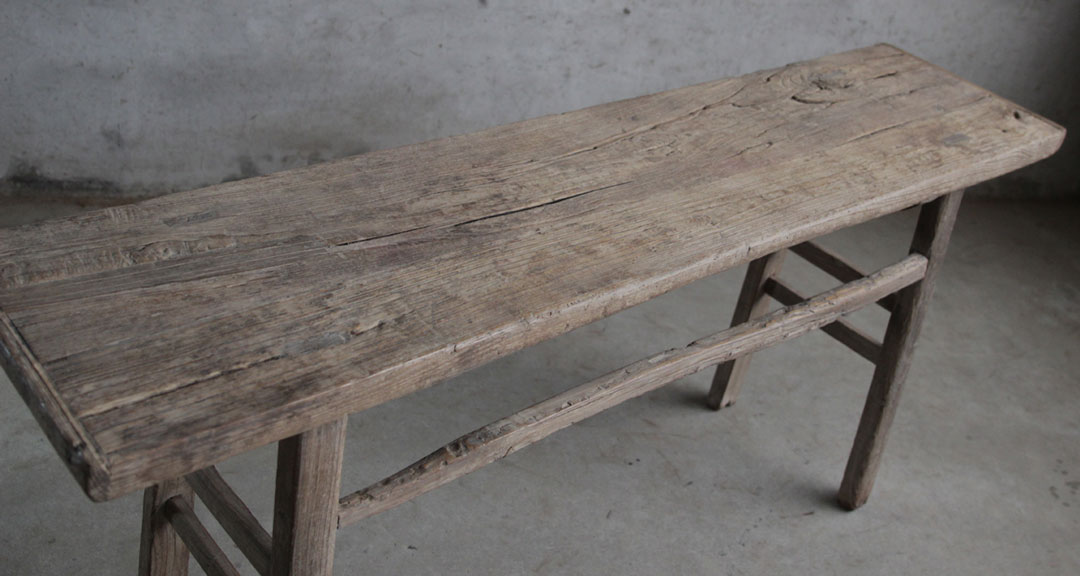 BT-1159, Wooden side table