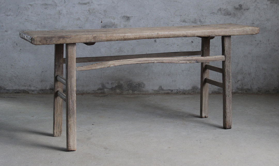 BT-1159, Wooden side table