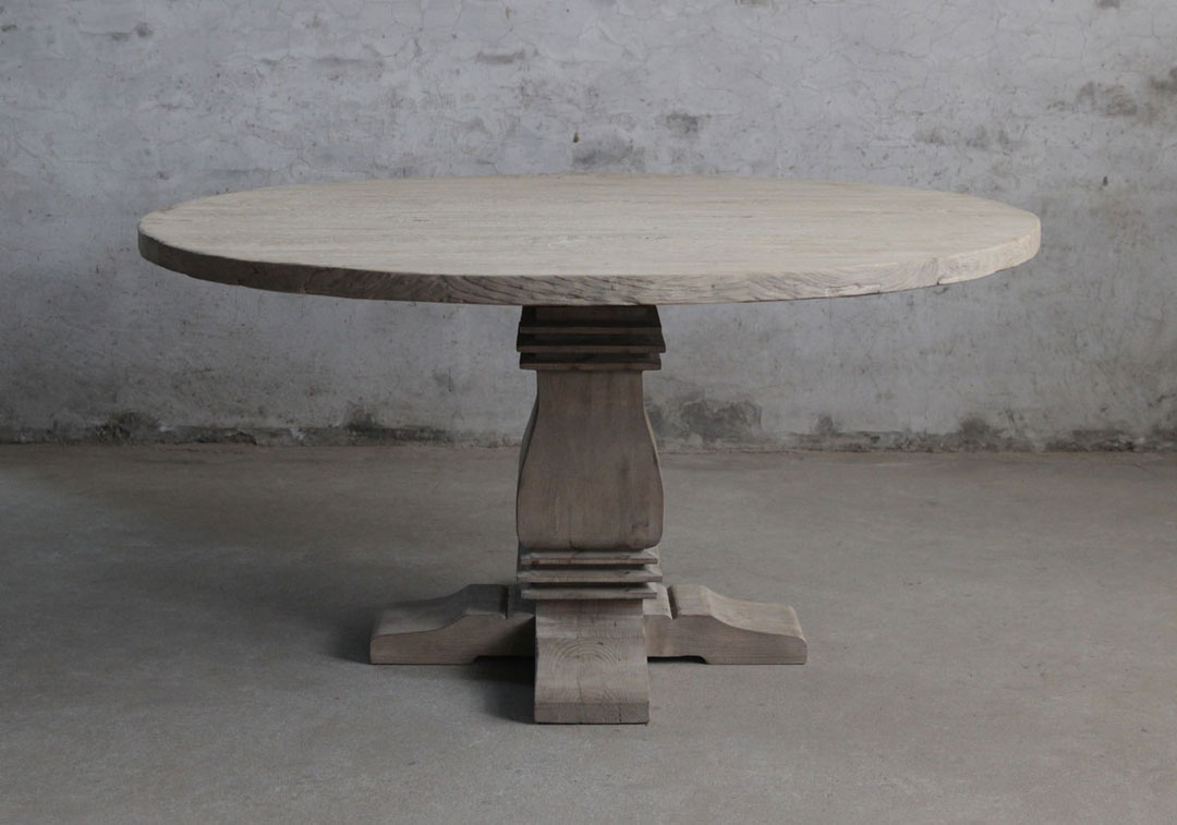 BT-1337, Round dining table