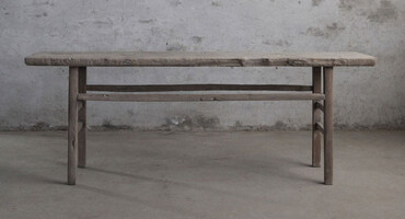 BT-1352, Wooden side table 