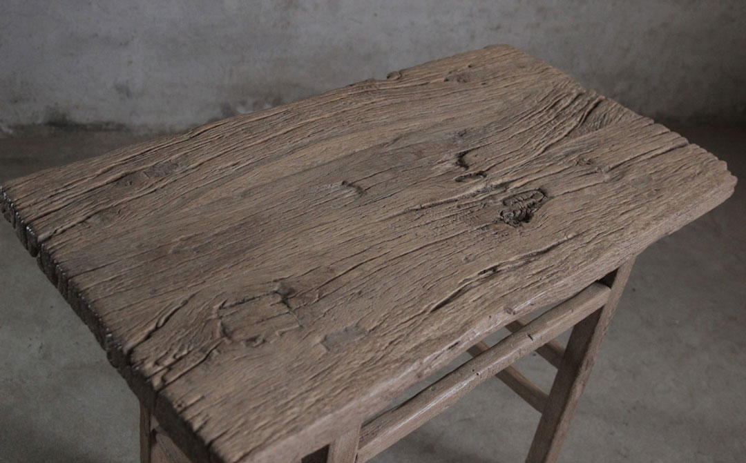 BT-1402, Wooden side table 