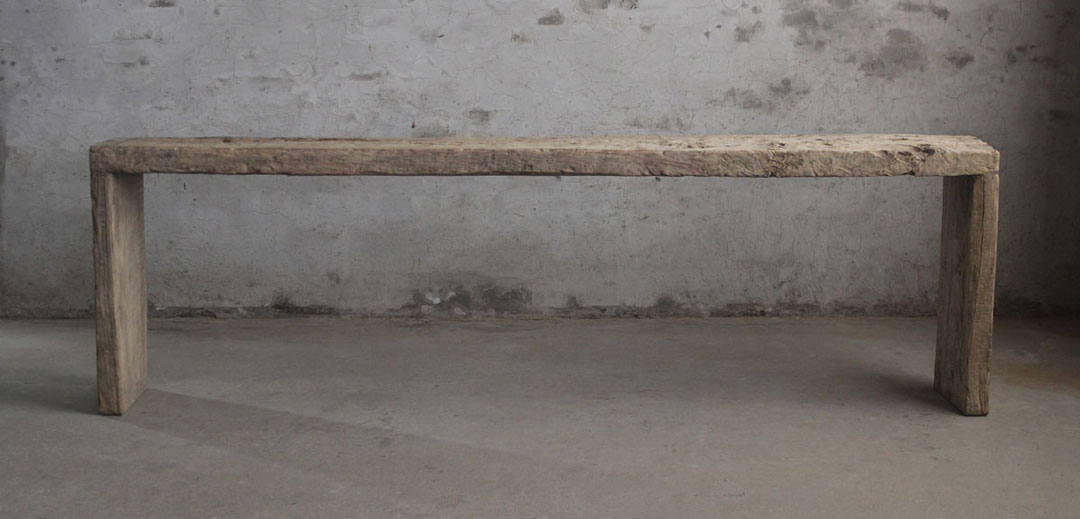 BT-1409, Large wooden side table