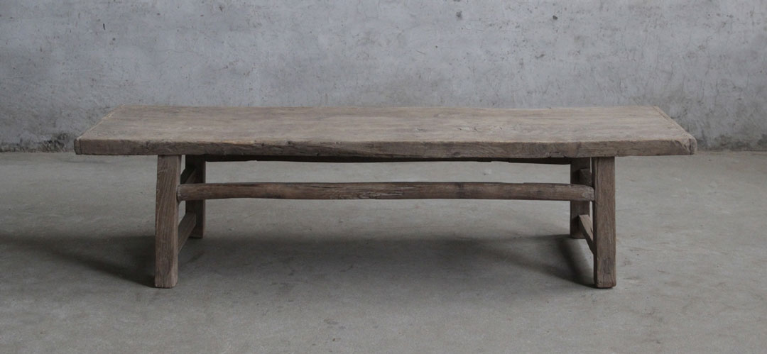 BT-1434, Wooden coffee table