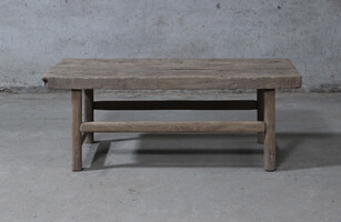BT-1450, Wooden coffee table