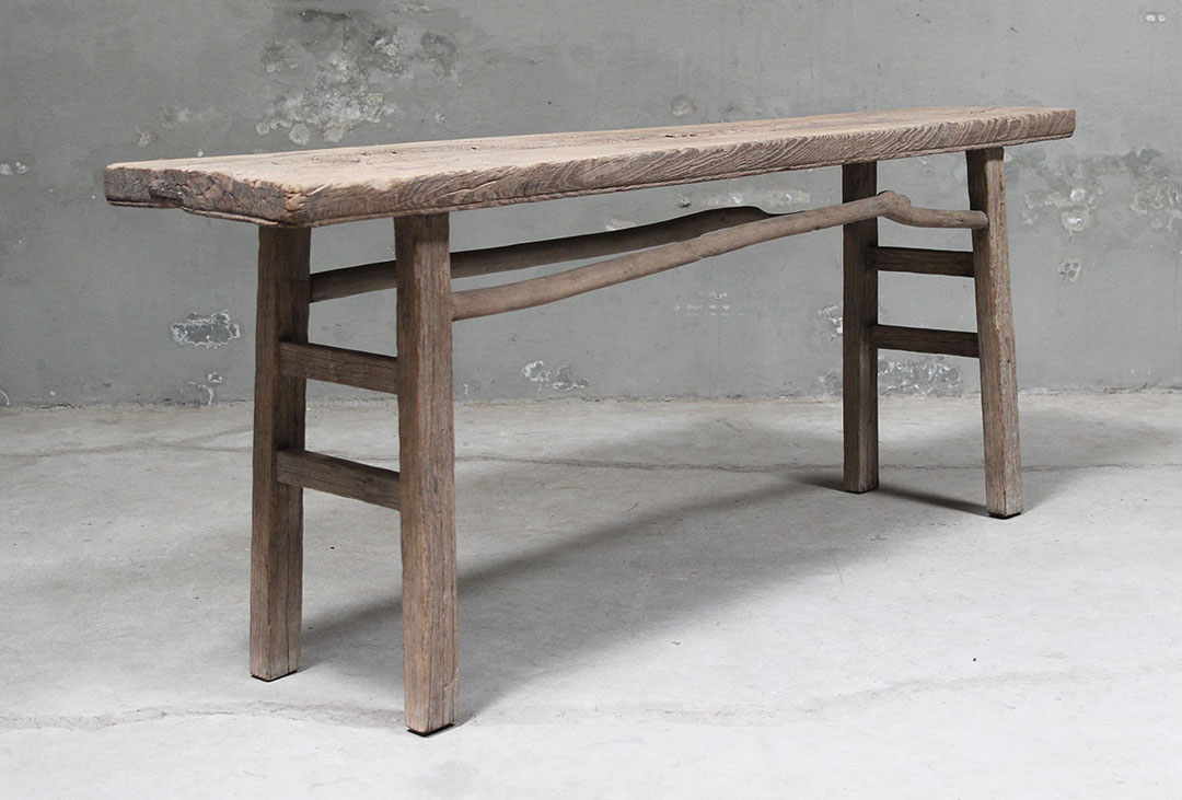 BT-1975, Wooden side table 