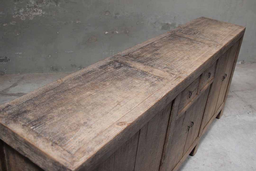 BT-2007, Sideboard with doors and drawers