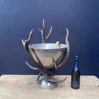CG 102, Red deer antlers champagne cooler