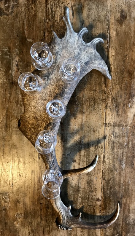 DG 102-B, Deer antler glass holder 
