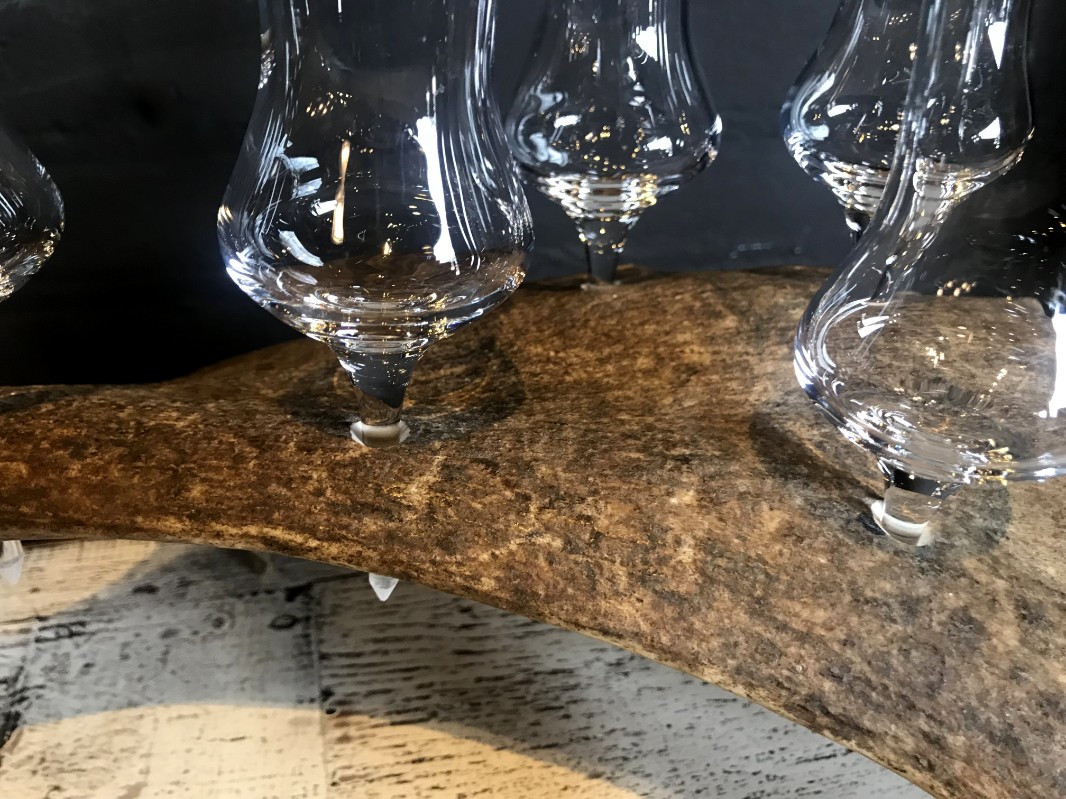 DG 102-B, Deer antler glass holder 