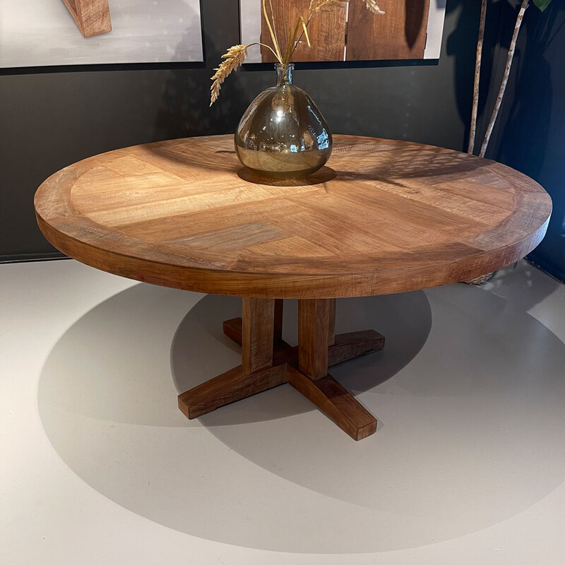 Paleis dienen Bomen planten ET 173, Round herringbone dining table teakwood - eetkamertafel - Antieke tafels, tafels van oud hout. landelijke tafels. - De Jong Interieur Paleis dienen Bomen planten ET 173, Round herringbone dining table teakwood - eetkamertafel - Antieke tafels, tafels van oud hout. landelijke tafels. - De Jong Interieur