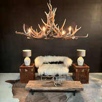 HG 125, Red stag antlers chandelier 