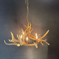 HG 274, Antler chandelier with 6 lamps and 1 spot