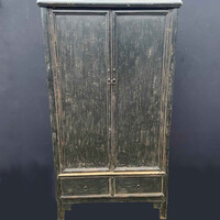 KT 167, Black cabinet with 2 doors and 2 drawers