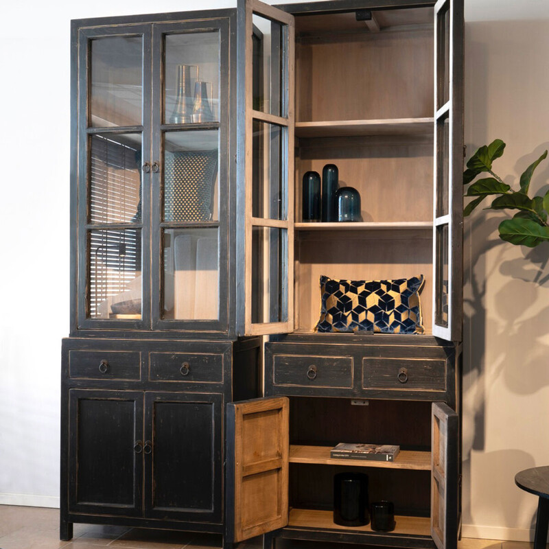 KT 187, Black sideboard with doors and drawers