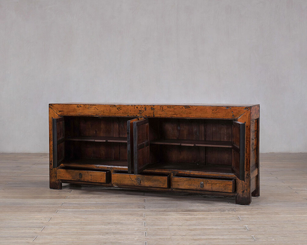 L-01, Orange sideboard