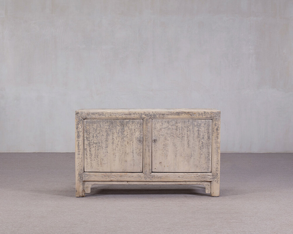 L-09, Wooden sideboard