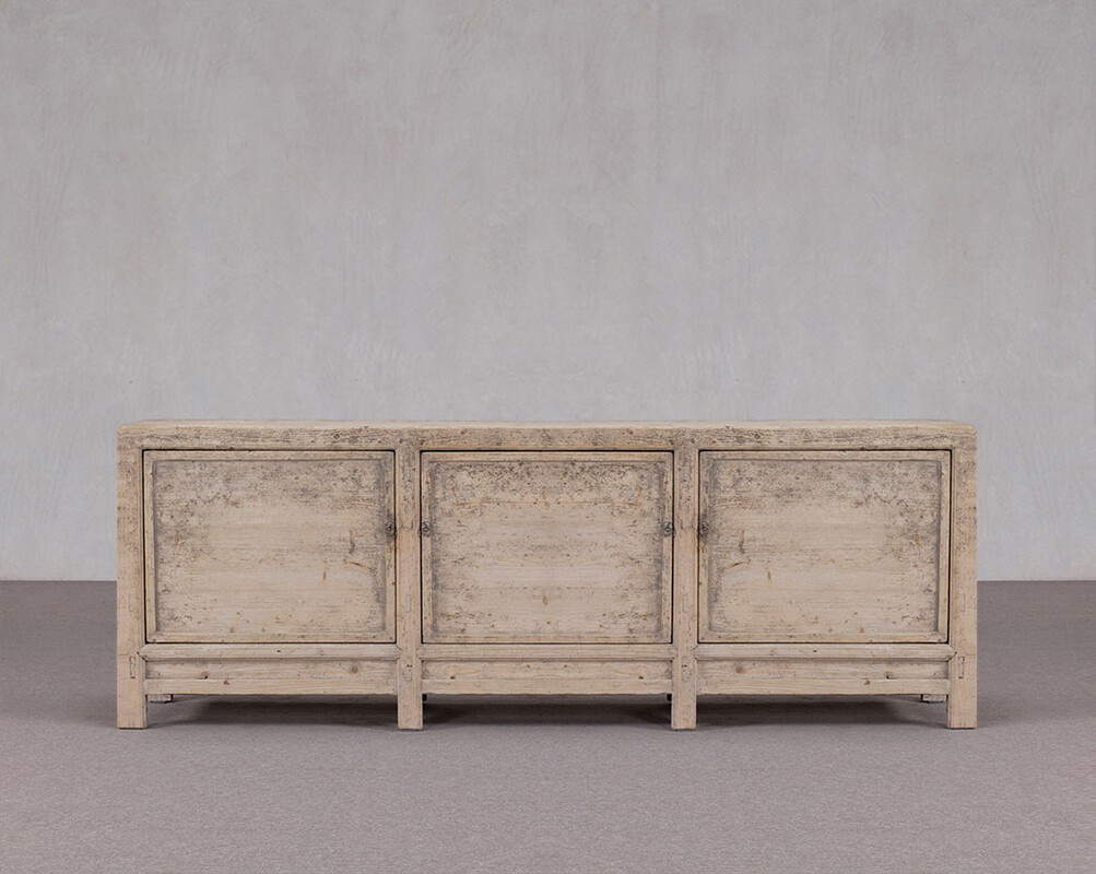 L-11, Wooden sideboard with 3 doors