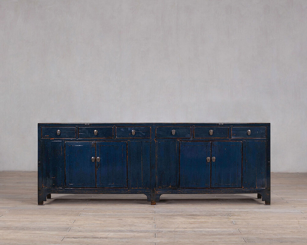L-13, Blue sideboard