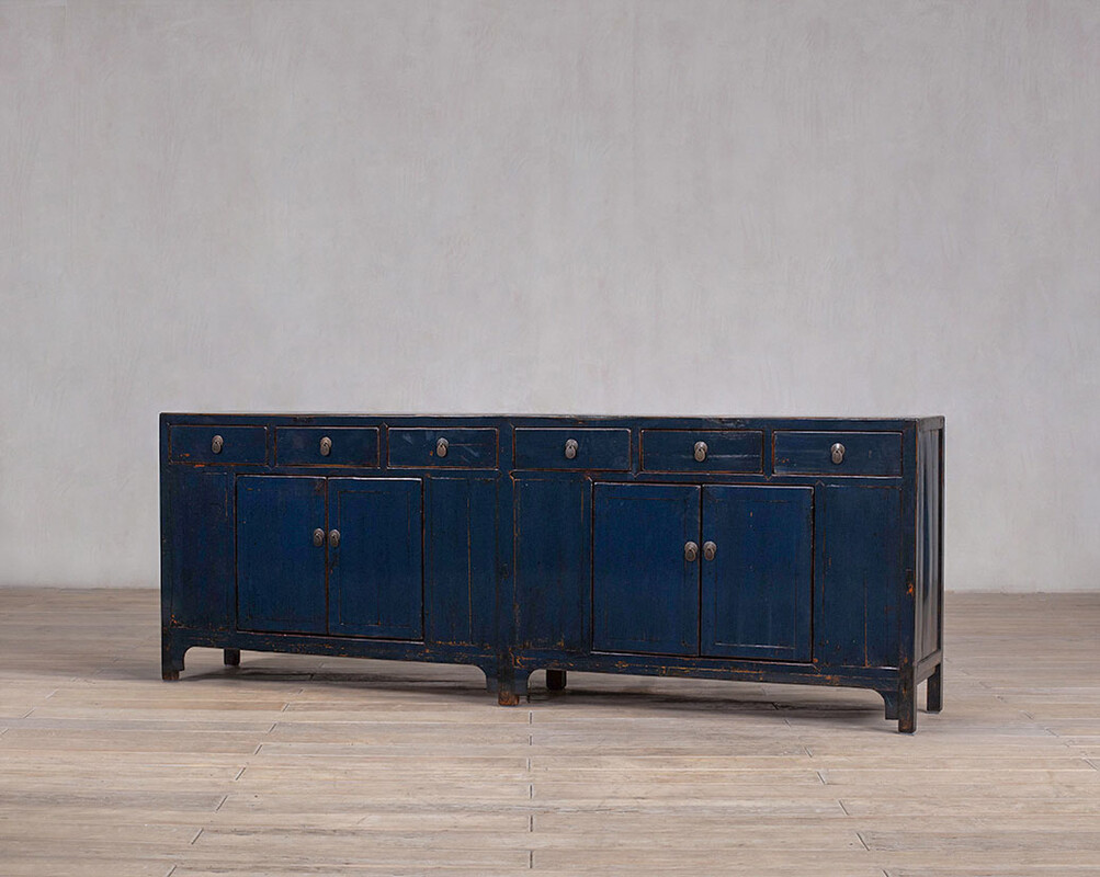 L-13, Blue sideboard