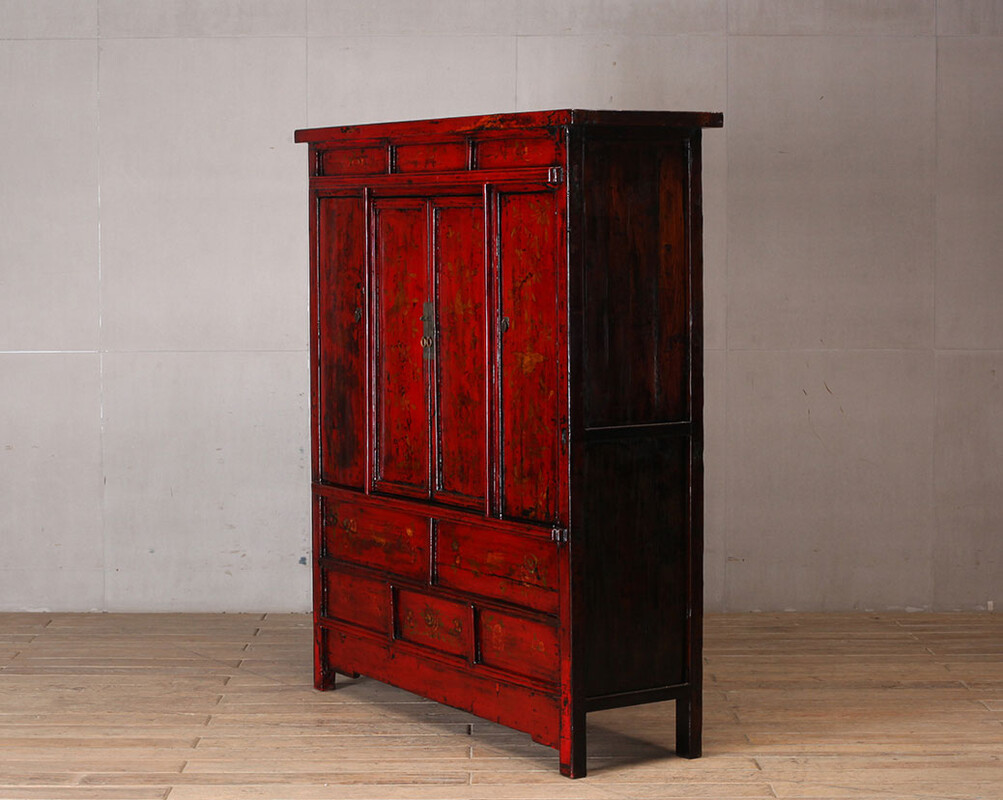 L-14, Red cabinet