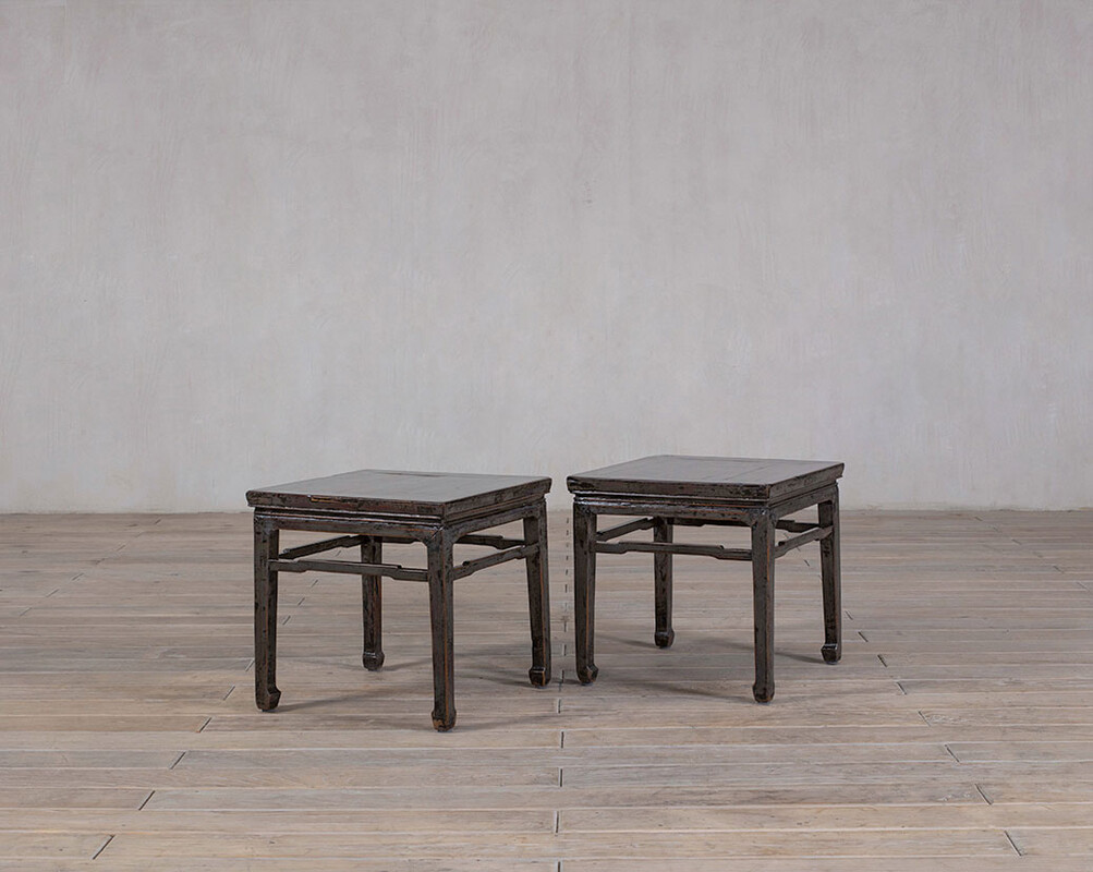 L-18, Set of small side tables 