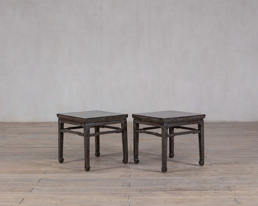 L-18, Set of small side tables 