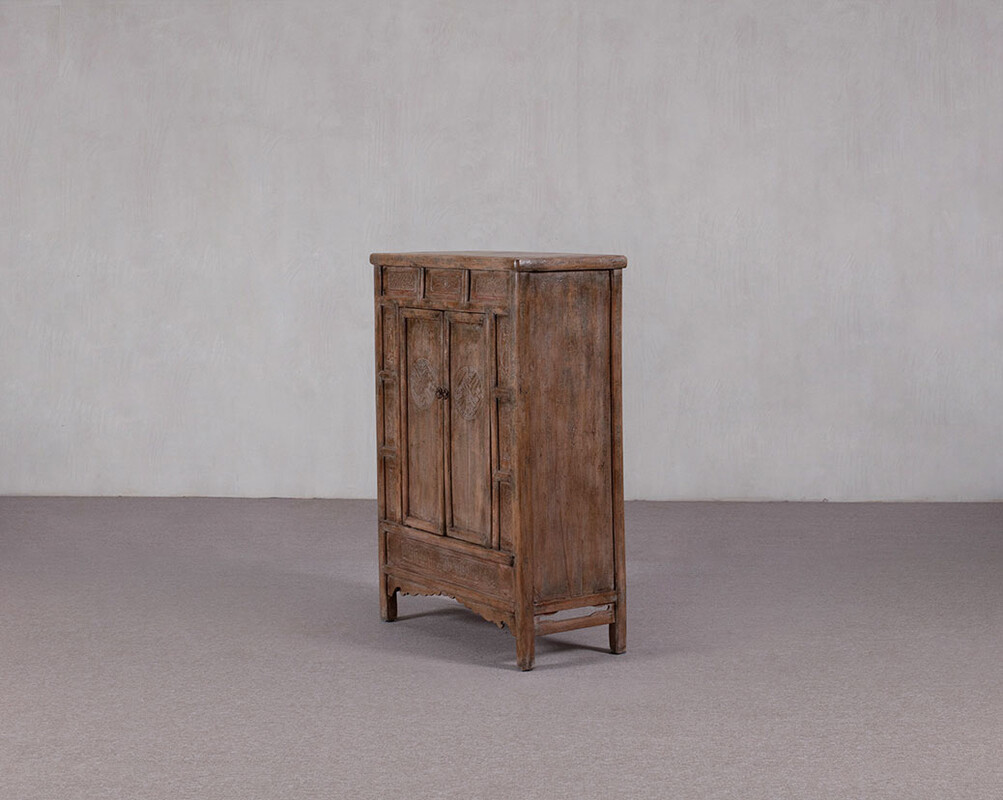 L-26, Small wooden cabinet