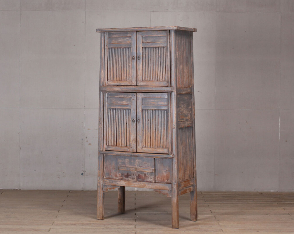 L-27, Wooden cabinet