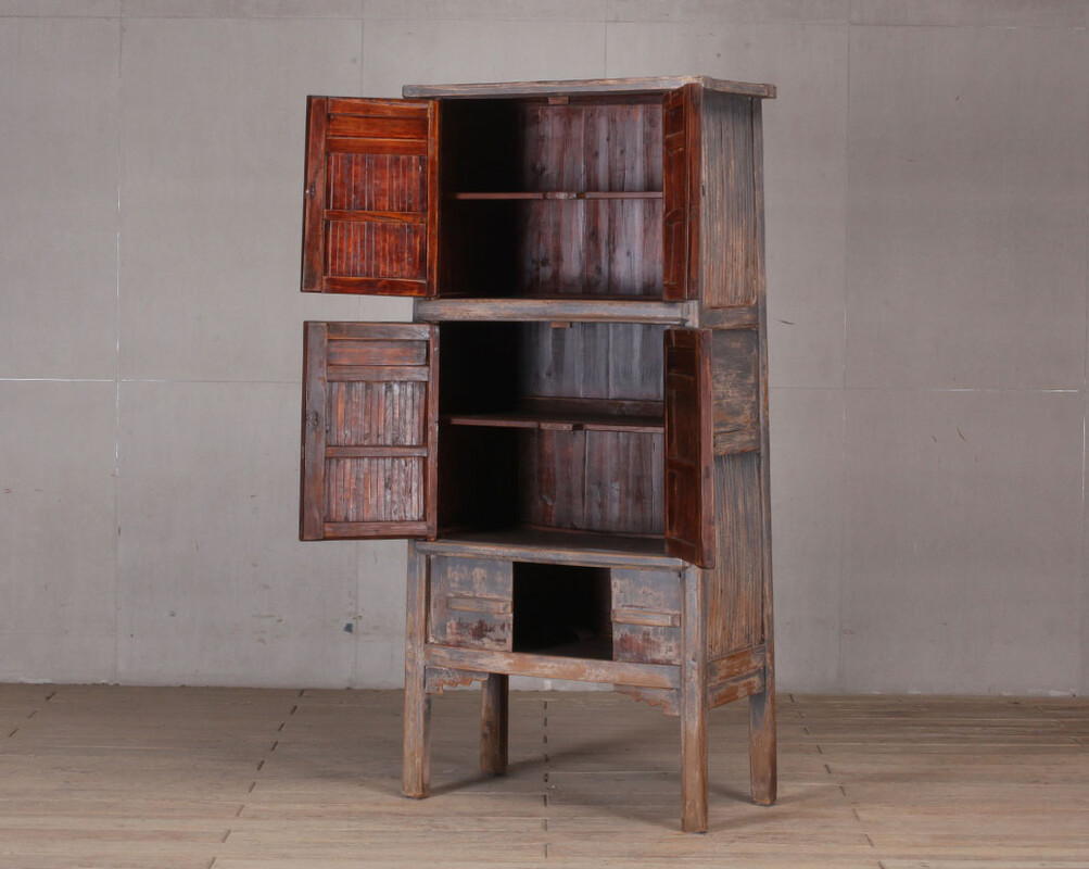 L-27, Wooden cabinet
