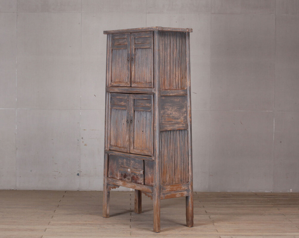 L-27, Wooden cabinet