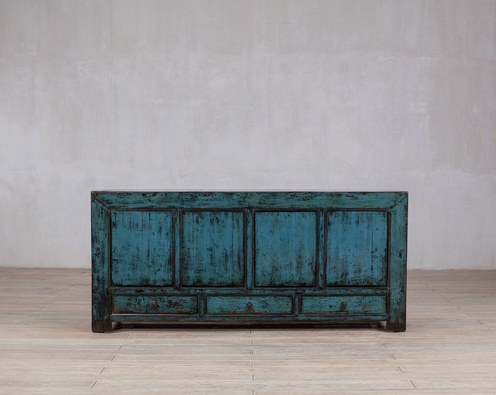 L-28, Blue sideboard 