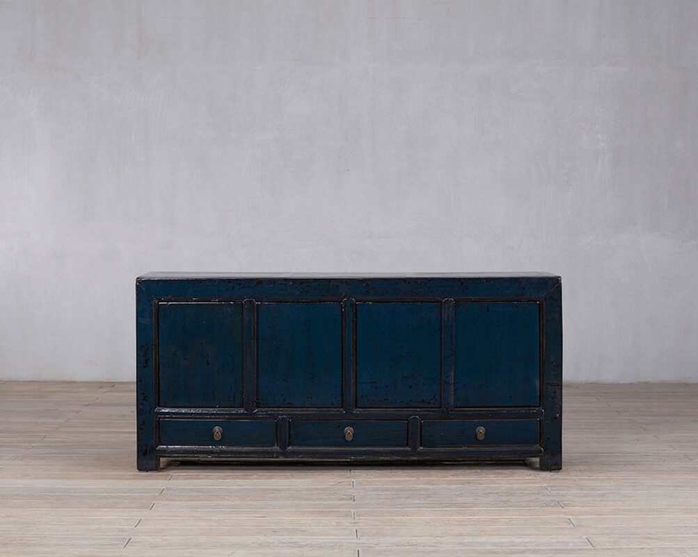 L-84, Blue sideboard 