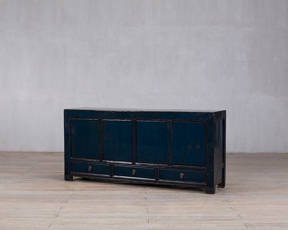 L-84, Blue sideboard 