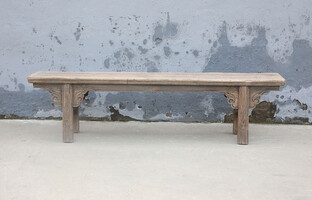 L220, Wooden bench