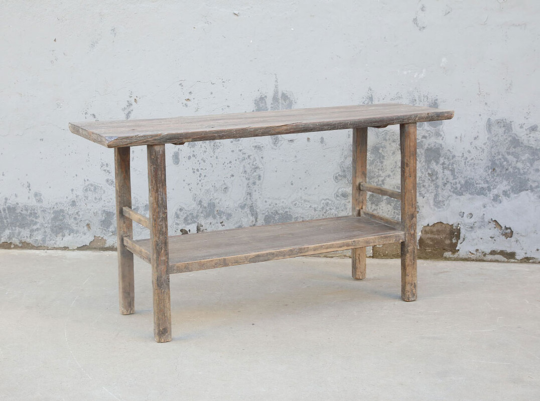 L223, Side table with bottom shelf 