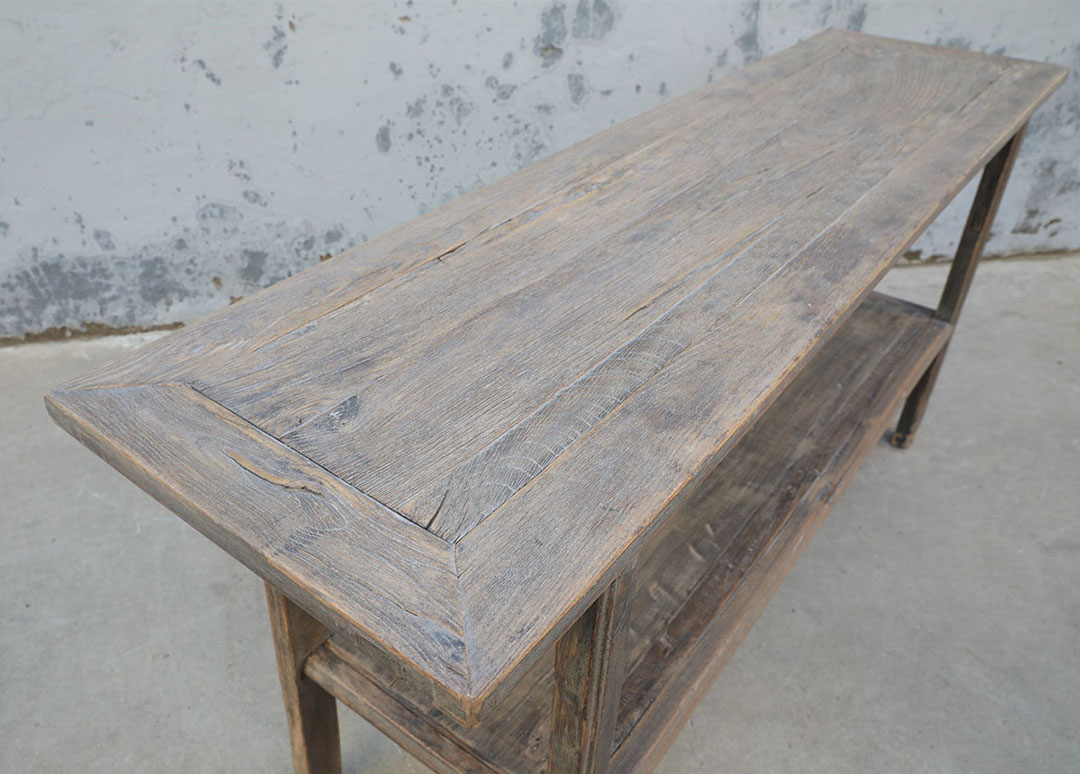 L225, Wooden side table