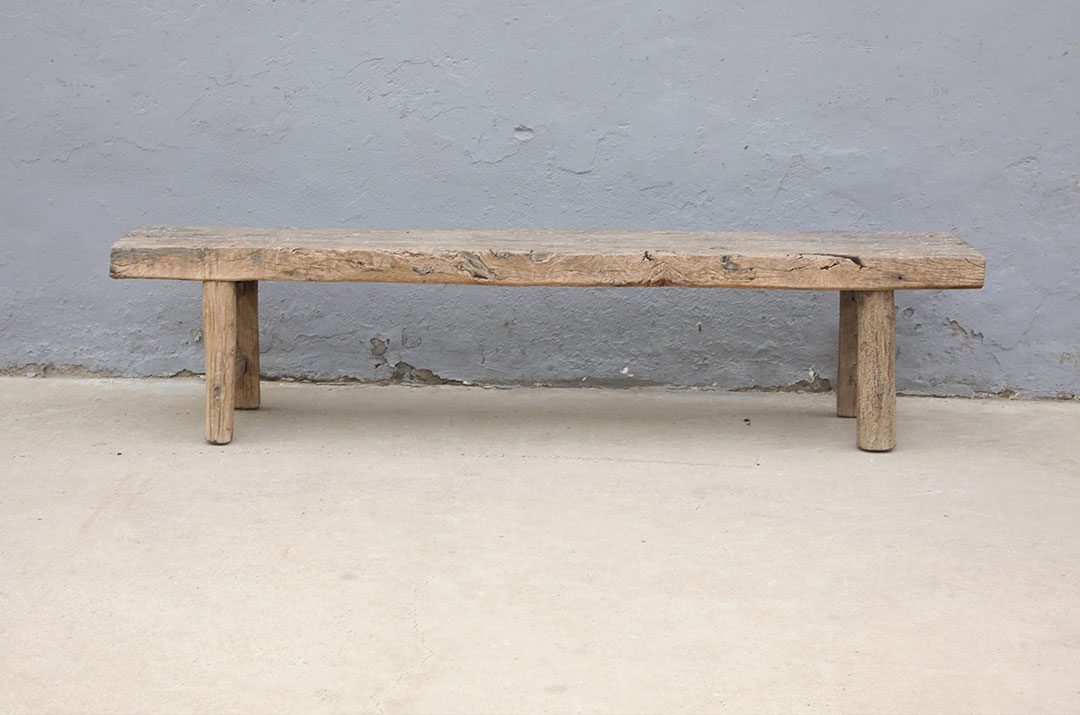 L245, Wooden bench
