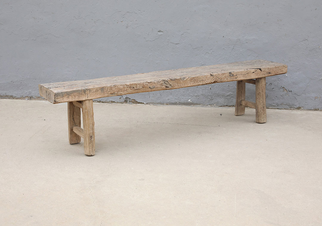 L245, Wooden bench