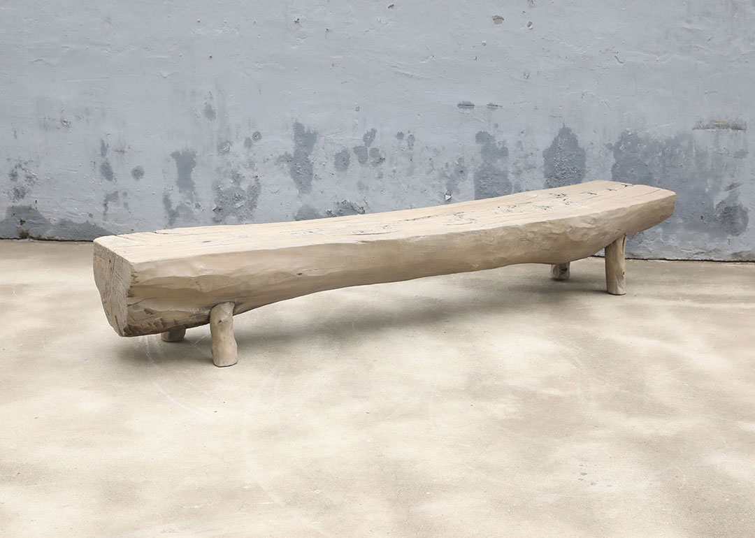 L248, Tree trunk bench/table