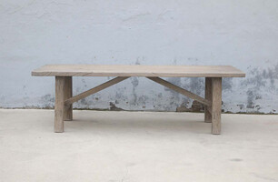 L260, Wooden dining table