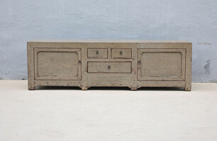 L279, Green tv cabinet