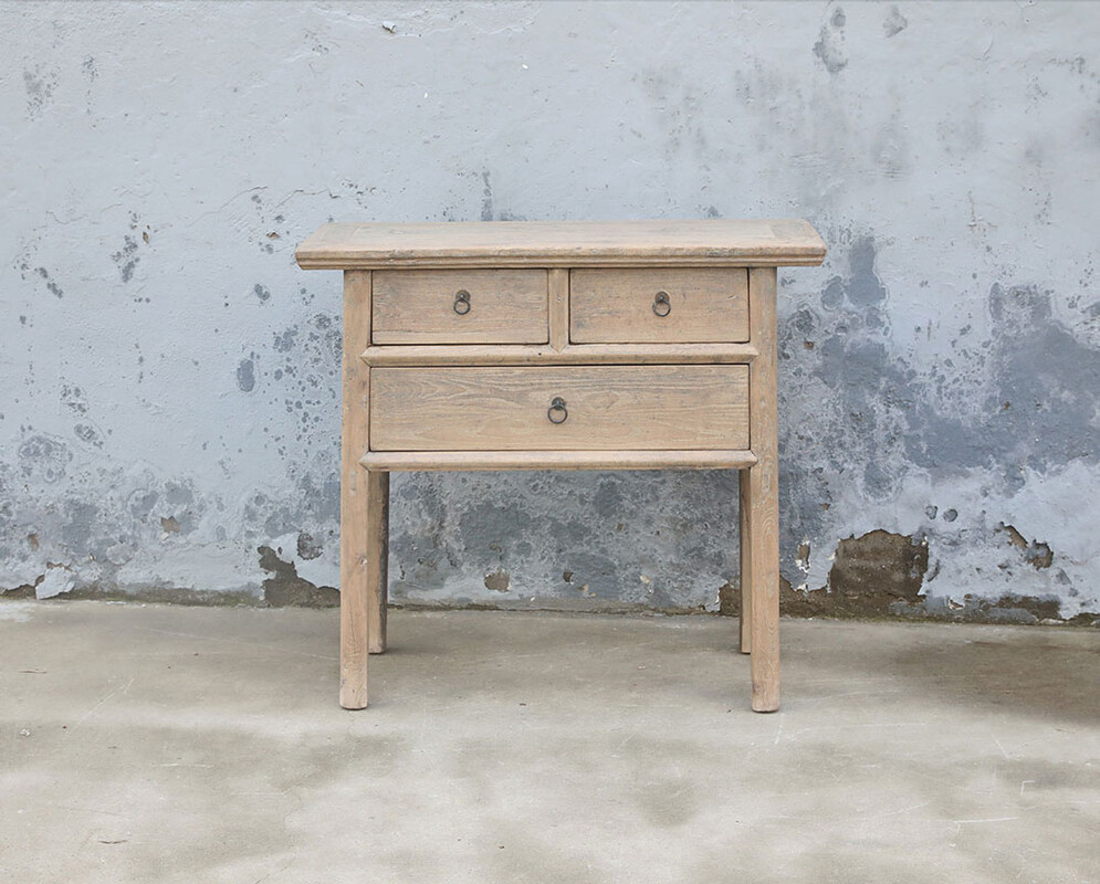 L295, Wooden side table